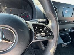 Mercedes-Benz Sprinter 519
