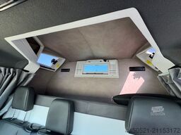 Mercedes-Benz Sprinter 519