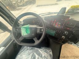 RENAULT K480 8X4 EuromixMTP Kipper