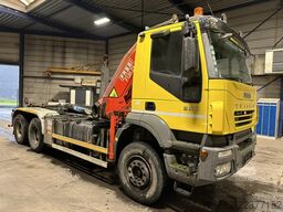 Iveco TRAKKER 350 6x4 HOOKLIFT + CRANE FASSI F120.22 ...