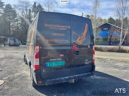 Renault Master van with two sets of tires.
