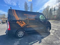 Renault Master van with two sets of tires.