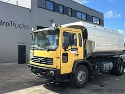 Volvo FL 6-18 (12400 LITERS / 3 COMPARTIMENTS / EURO ...