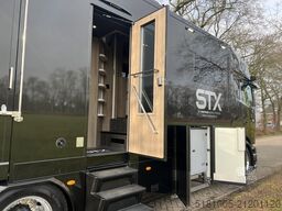 Mercedes Actros Luxury-line met pop-up en pop-out. id 56