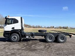 Iveco T-Way AT380T47H-4200 Chassis Cabin (5 units)