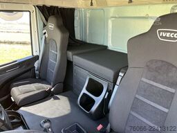 Iveco T-Way AT380T47H-4200 Chassis Cabin (5 units)