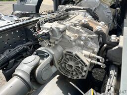 Mercedes-Benz Arocs 2033-A Chassis Cabin (2 units)