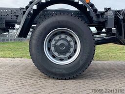 Mercedes-Benz Zetros 2045 Chassis Cabin