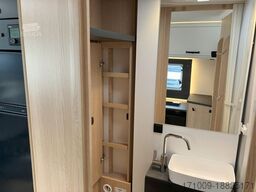 SUNLIGHT Adventure I 67S TV Paket 8G Autom. Combi 6E