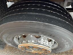 DAF XF 105.460 - FTG Lift/Steering axle - Manual ZF...