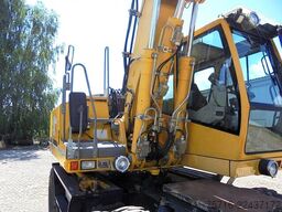 Liebherr A 900 C ZW