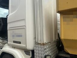 Scania G490 6x2 hook lift w/ 20T hook and tipper box.