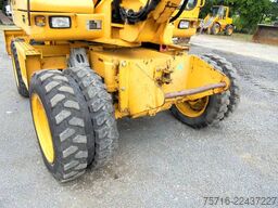 Komatsu PW 75