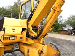 Komatsu PW 75