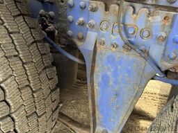 Volvo FH16 660 8x4 heavy haulage tractor with hydraulics