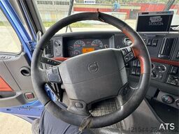 Volvo FH16 660 8x4 heavy haulage tractor with hydraulics