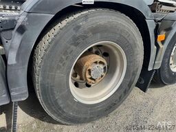 Volvo FH16 750 8x4 tractor unit with hydraulics