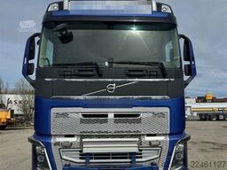 Volvo FH16 750 8x4 tractor unit with hydraulics