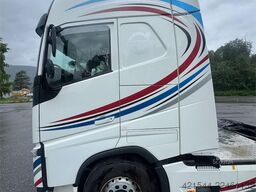 Volvo FH500 6x2 Tractor Unit – ADR Equipped