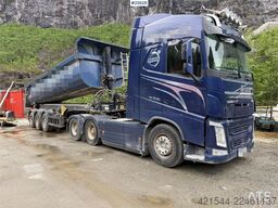 Volvo FH540 6x4 tractor unit with a 2017 3-axle Langendo