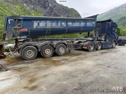 Volvo FH540 6x4 tractor unit with a 2017 3-axle Langendo