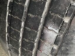 IVECO Stralis 190S330 LBW 2000kg koffer