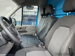 VW Crafter 35 2.0 TDI met Nieuwe Oprijcarrosserie