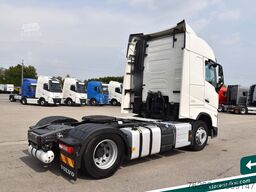 VOLVO FH 460 LED 2 Tanks 1.305 Liter Safetypaket