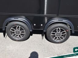 BRIAN JAMES TRAILERS Race Sport Seilwinde Zusatzrampen Solarpanele