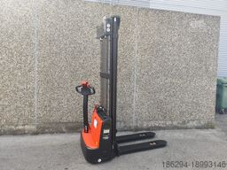 EP ESA121 NEUMASCHINE