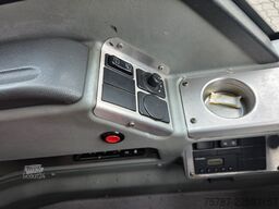MERCEDES-BENZ LE 530 40+56+1+1