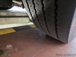 MERCEDES-BENZ LE 530 40+56+1+1