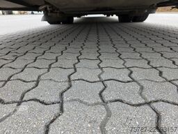 MERCEDES-BENZ LE 530 40+56+1+1