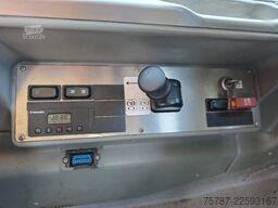 MERCEDES-BENZ LE 530  n40+56+1+1
