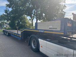 Nooteboom 3 ass gestuurde dubbel uitschuifbare oplegger