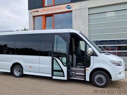 MERCEDES-BENZ 519 und 517 Glasdach XXL  20 Sitze Stock