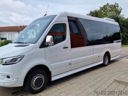 MERCEDES-BENZ 519 und 517 Glasdach XXL  20 Sitze Stock