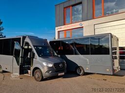 MERCEDES-BENZ 2 Stück 519 Schulbus Transferbus 30 Sitzer