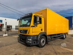 MAN TGM 18.250 BL + DHOLLANDIA 2T.