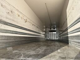Schmitz Cargobull / SOR Iberica / Carrier Vector 1550 Reefer / Fr...