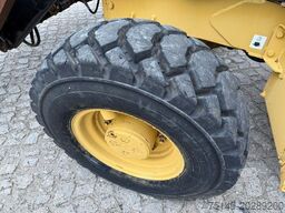 CATERPILLAR 422 4x4, Mehrzweckgerät, Palettengabel, Schaufel