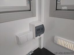 trailershop Event Trailer Infostand 2 Klappen 230Volt Licht