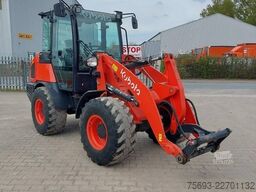 Kubota R070