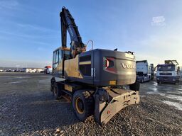 Volvo EW240EMH material handling excavator