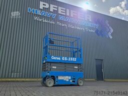 Genie GS1932 Electric, Working Height 7.8 m, 227kg Capac