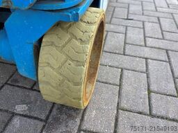 Genie GS1932 Electric, Working Height 7.8 m, 227kg Capac