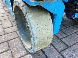 Genie GS2632 Electric, 10m Working Height, Non Marking T