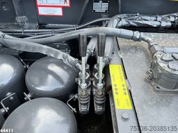 DAF FAQ XD 450 8x2 Euro 6 HMF 28 Tonmeter laadkraan