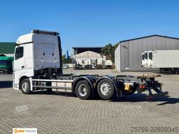 MERCEDES-BENZ 2545 L ACTROS L BigSpace Öl-Retarder 2 x 630 L