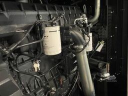 Iveco C9TE9 - 415 kVA Generator - DPX-19796